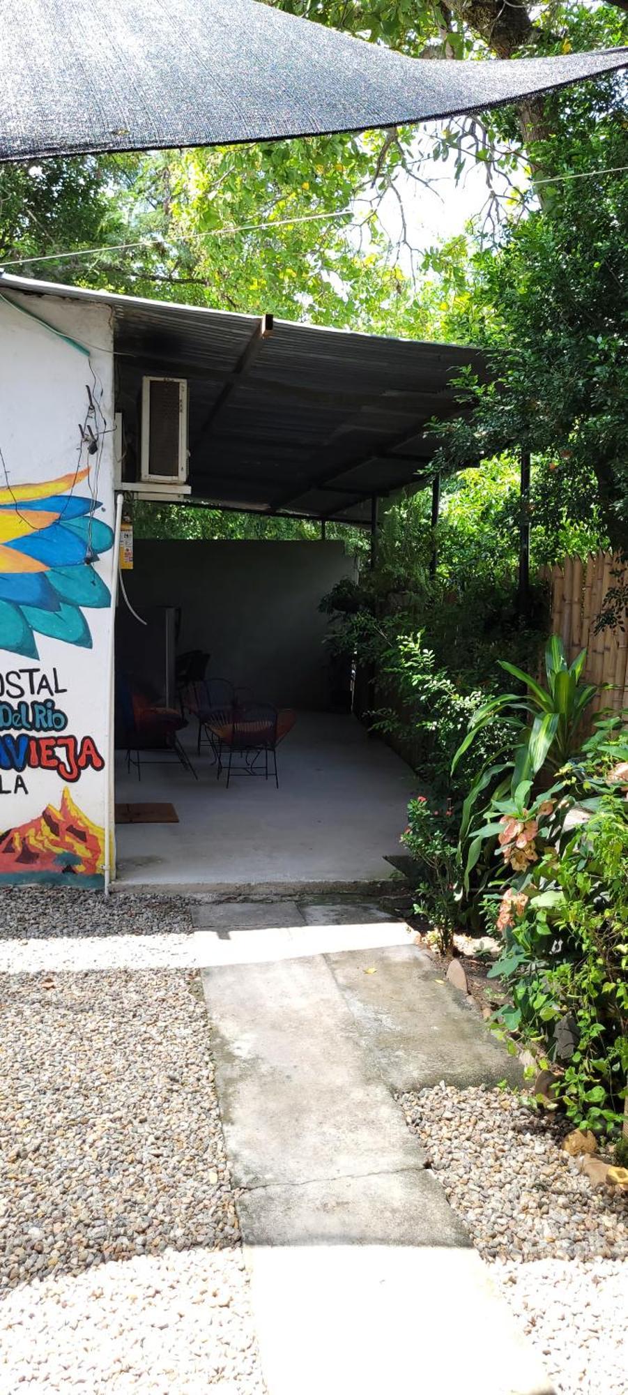 Hostal Villa Del Rio Las Brisas Villavieja Bagian luar foto
