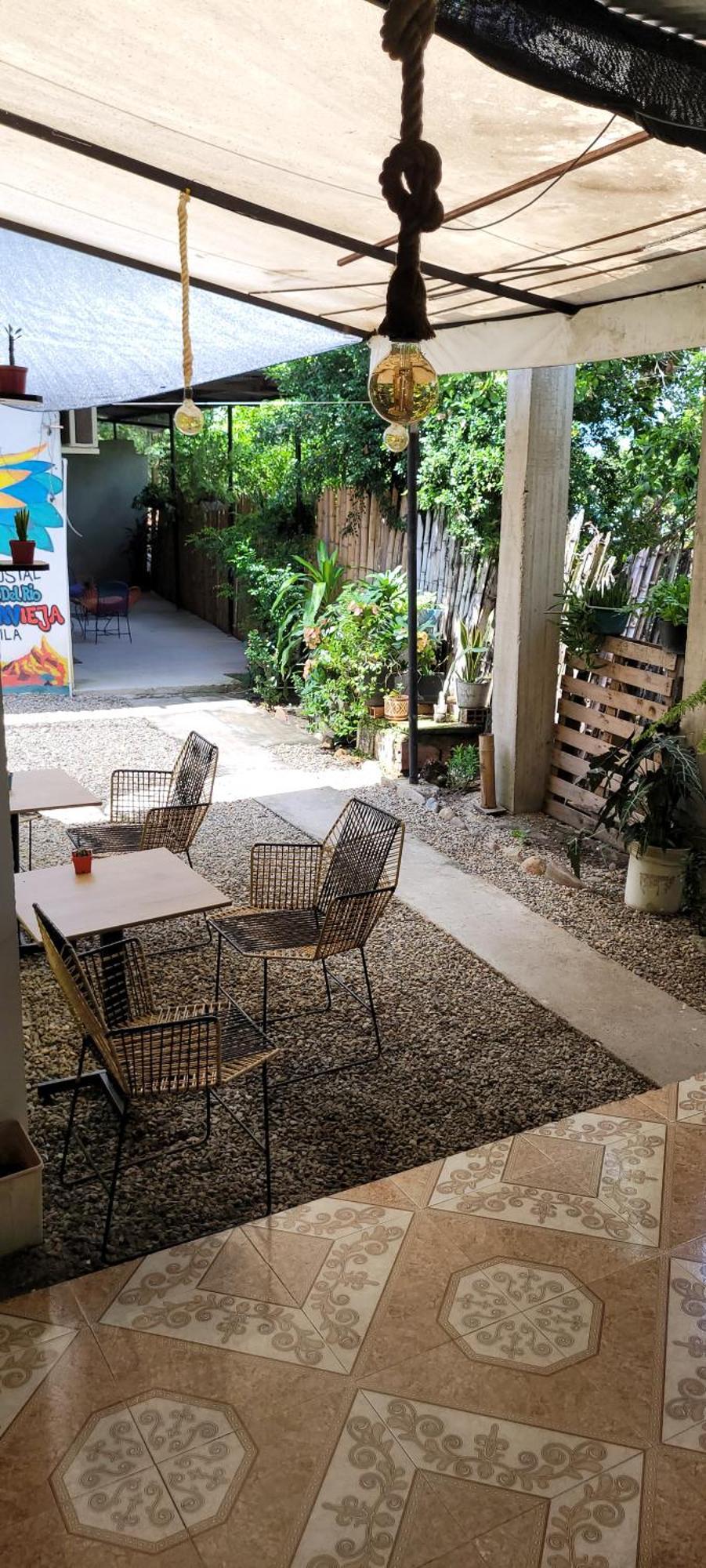 Hostal Villa Del Rio Las Brisas Villavieja Bagian luar foto