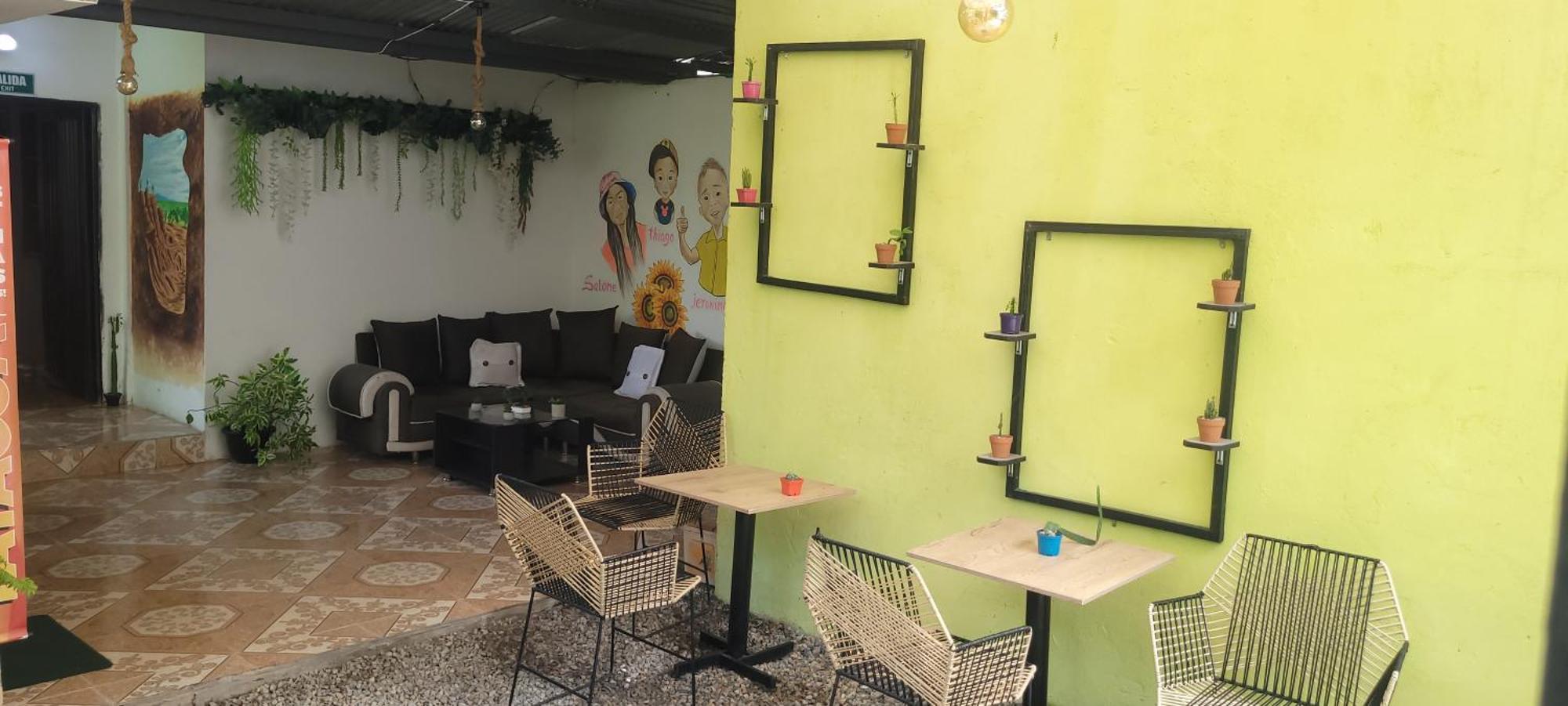 Hostal Villa Del Rio Las Brisas Villavieja Bagian luar foto