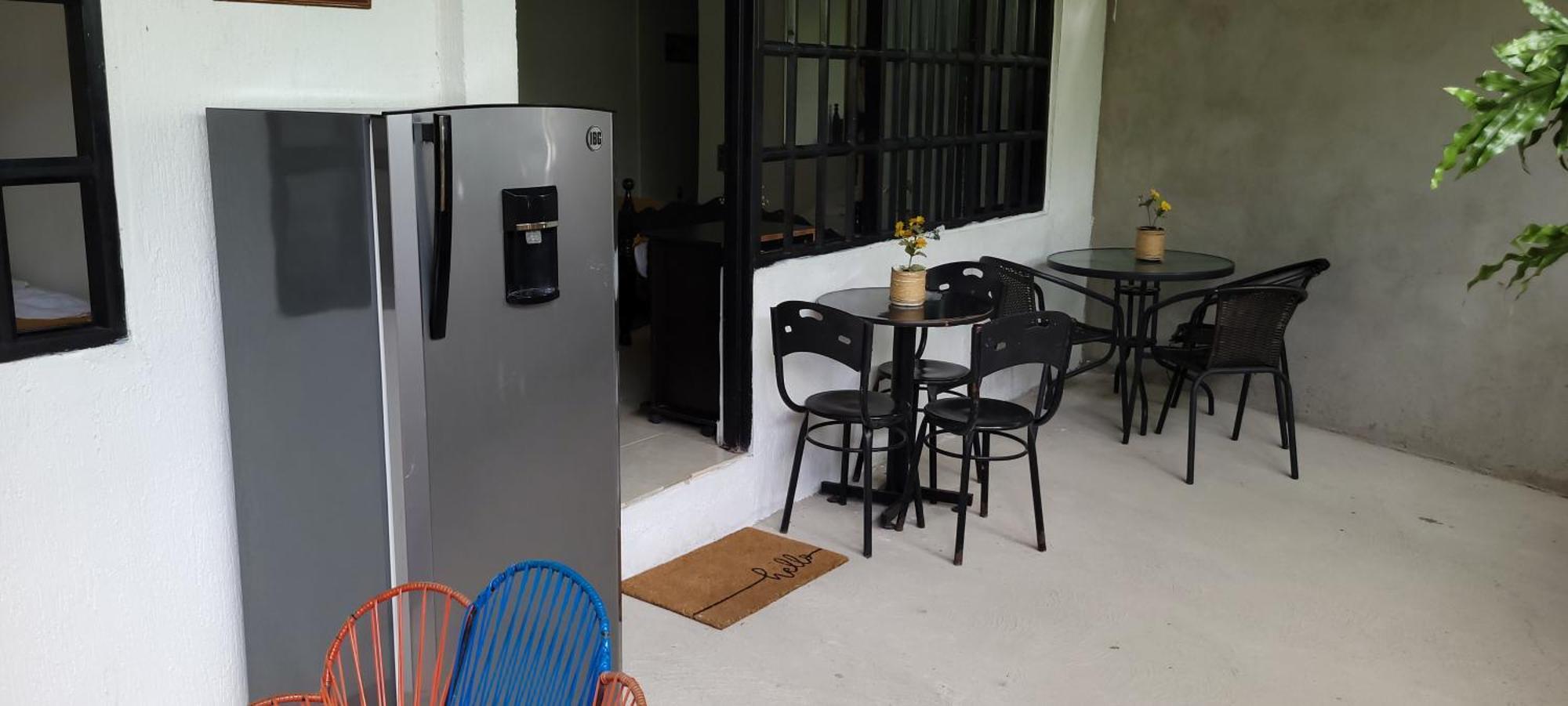 Hostal Villa Del Rio Las Brisas Villavieja Bagian luar foto
